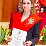 Profesora apta para prestar apoyo en todas las materias de alumnos desde primaria hasta la ESO.